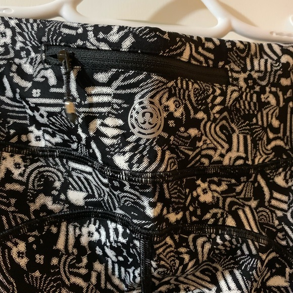 NWOT Lululemon SeaWheeze speed tight size 6 - Picture 3 of 3